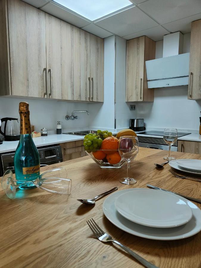 City Central Apartment With Large Patio By Namaste Elite Torremolinos Exterior foto
